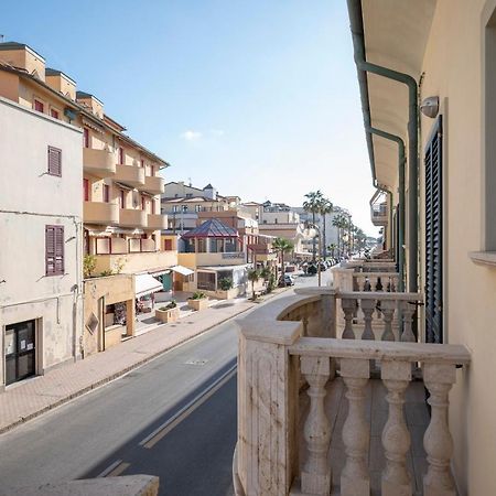 Trilocale A Due Passi Dal Centro E Dal Mare San Vincenzo Exterior foto