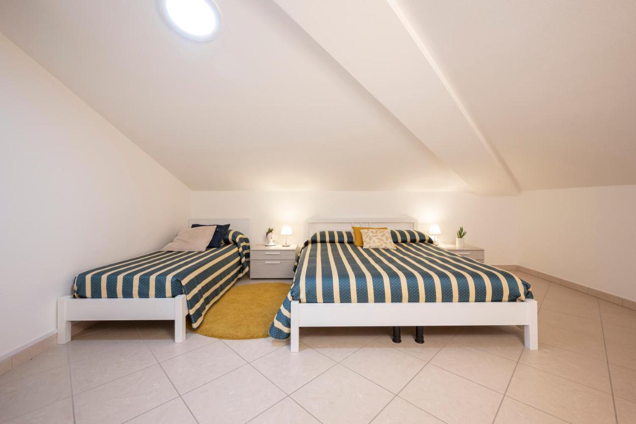 Trilocale A Due Passi Dal Centro E Dal Mare San Vincenzo Exterior foto